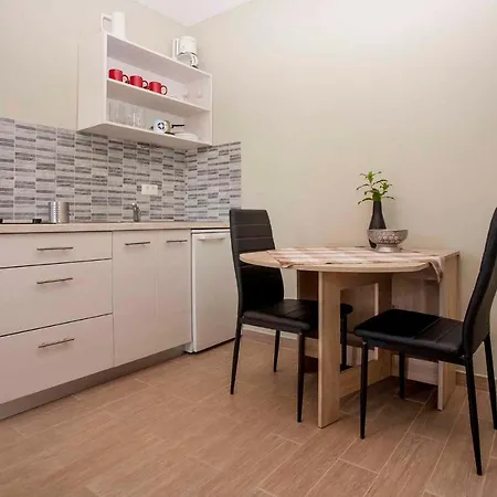 One-bedroom In I * ロヴィニ