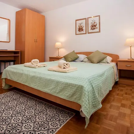 アパート One-bedroom In I